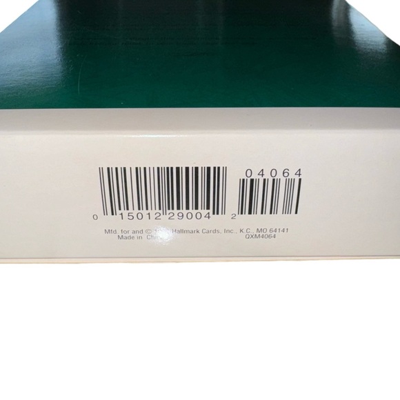 Hallmark The Nutcracker Ballet Display Stage Clara Mini Ornament 1996 NIB VTG - Picture 6 of 6